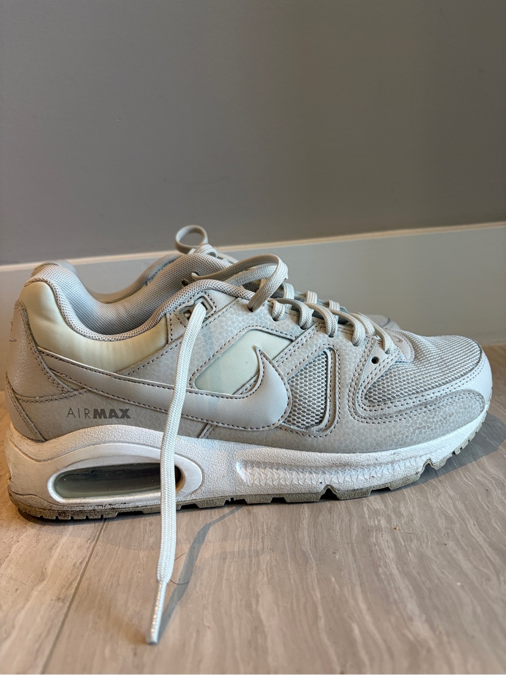 Nike Women's Air Max Women’s Sz 8 Sneakers - Picture 7 of 14